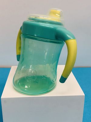 كوب انتقال للأطفال خالٍ من مادة BPA لمدة 6 أشهر 7 أونصات
