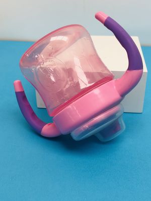 كوب الشرب للفتيات غير المسكوب لمدة 6 أشهر 6 أونصات